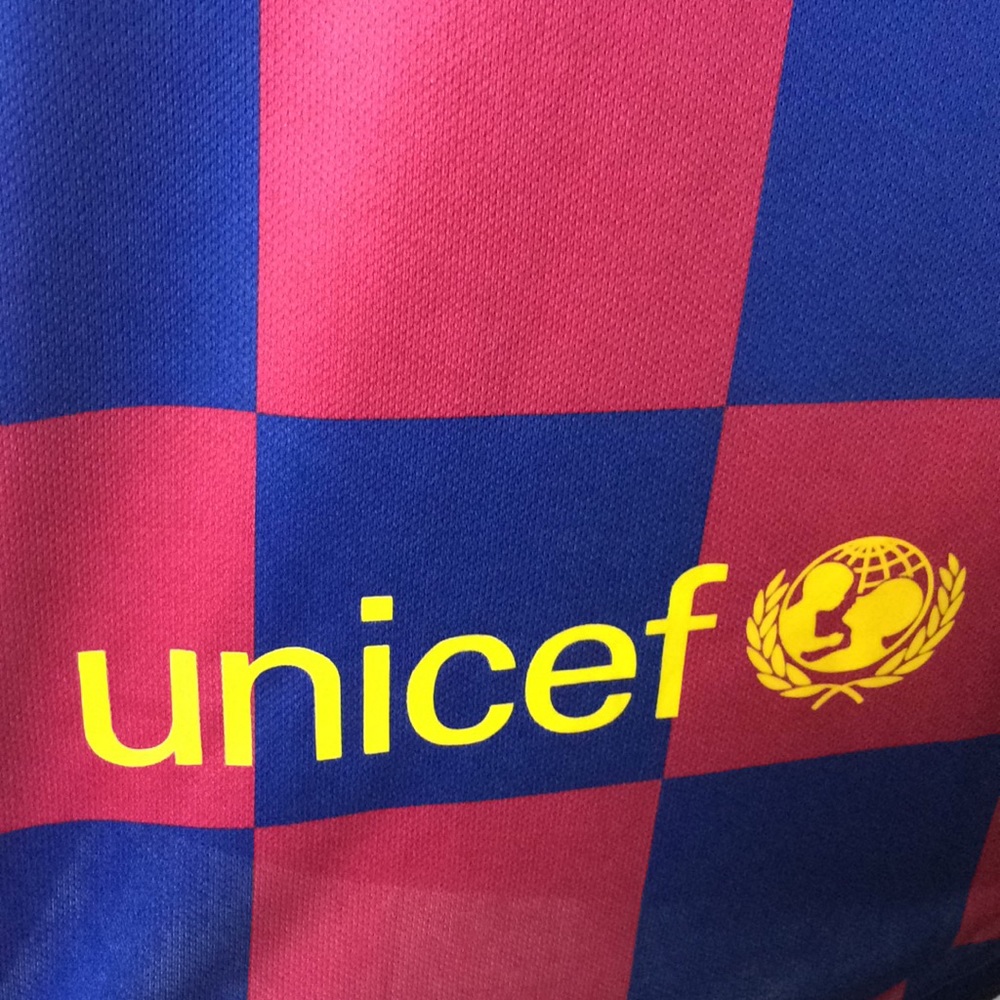 Barcelona Home Jersey-OPEN TO OFFERS!😊💵💵 - Picture 10 of 12
